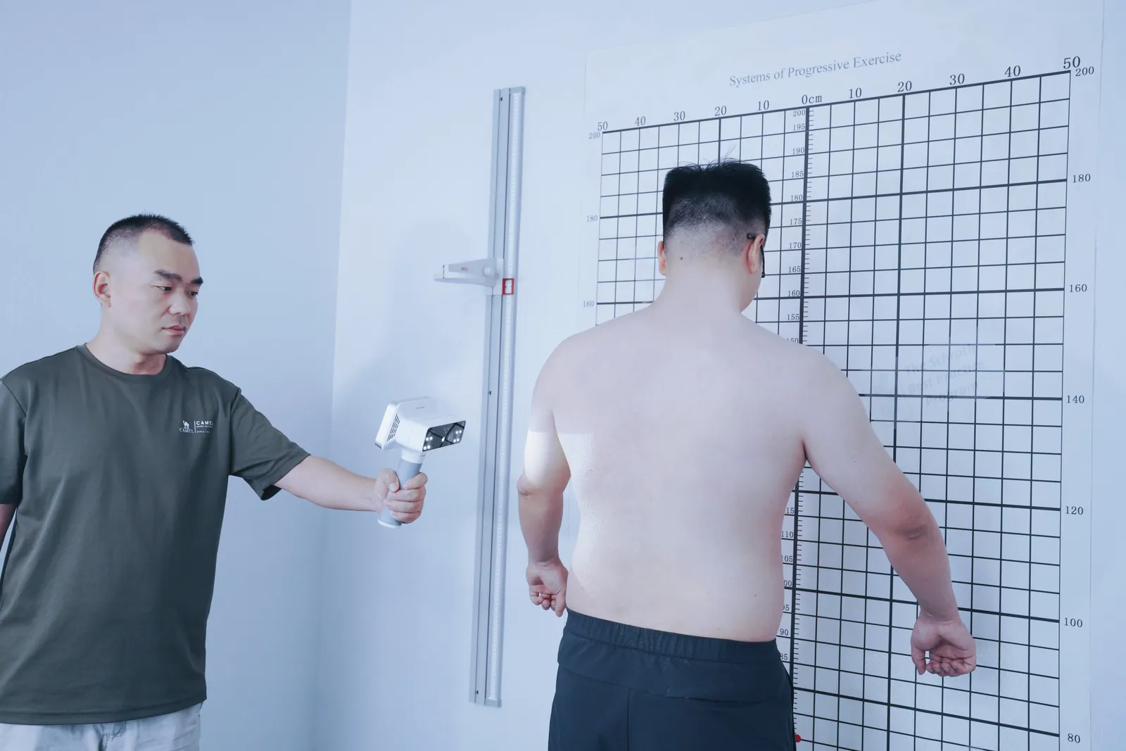 Numérisation du tronc d’un patient avec l’EinScan Medixa